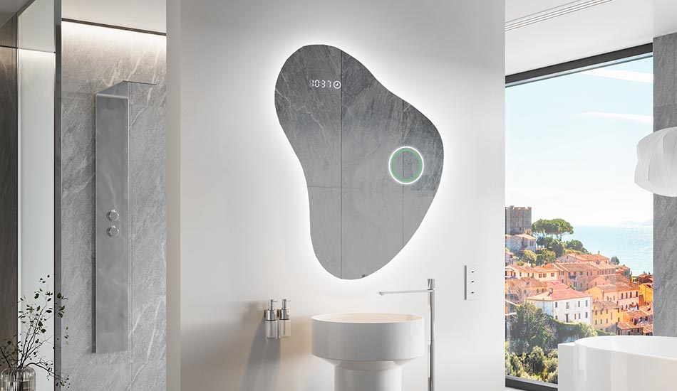 Uregelmessig speil med delikat ambientbelysning for elegante interiører | ARTFORMA