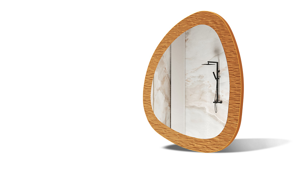 Speil i ramme med metalldekor. Symbol på moderne eleganse