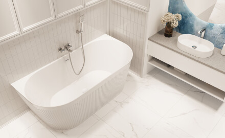 Frittstående Glamour 170 cm badekar med riller, komplett med vannlås og propp/avløp i hvit