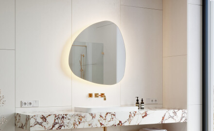 LED-badsspeil med uregelmessig form J221