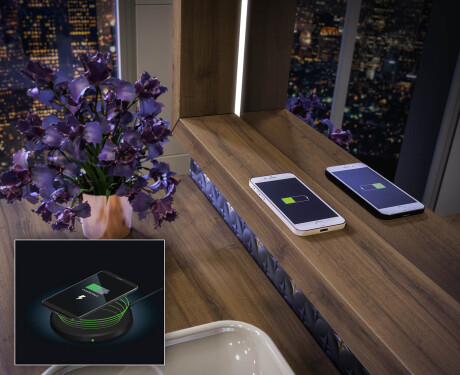 LED-baderomsspeil med WoodenFrame-ramme i fargen Oslo-eik #7